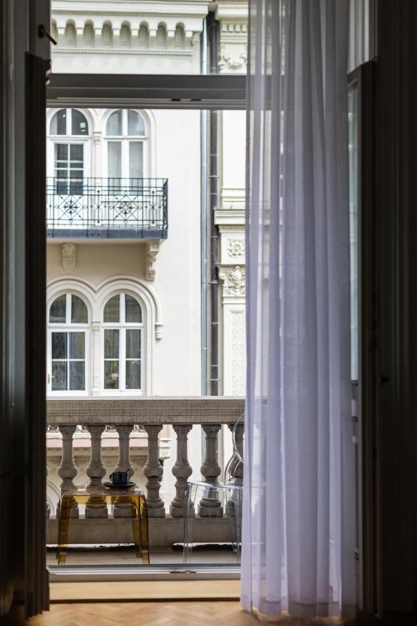 City Center Apartment With Balcony Budapest Extérieur photo